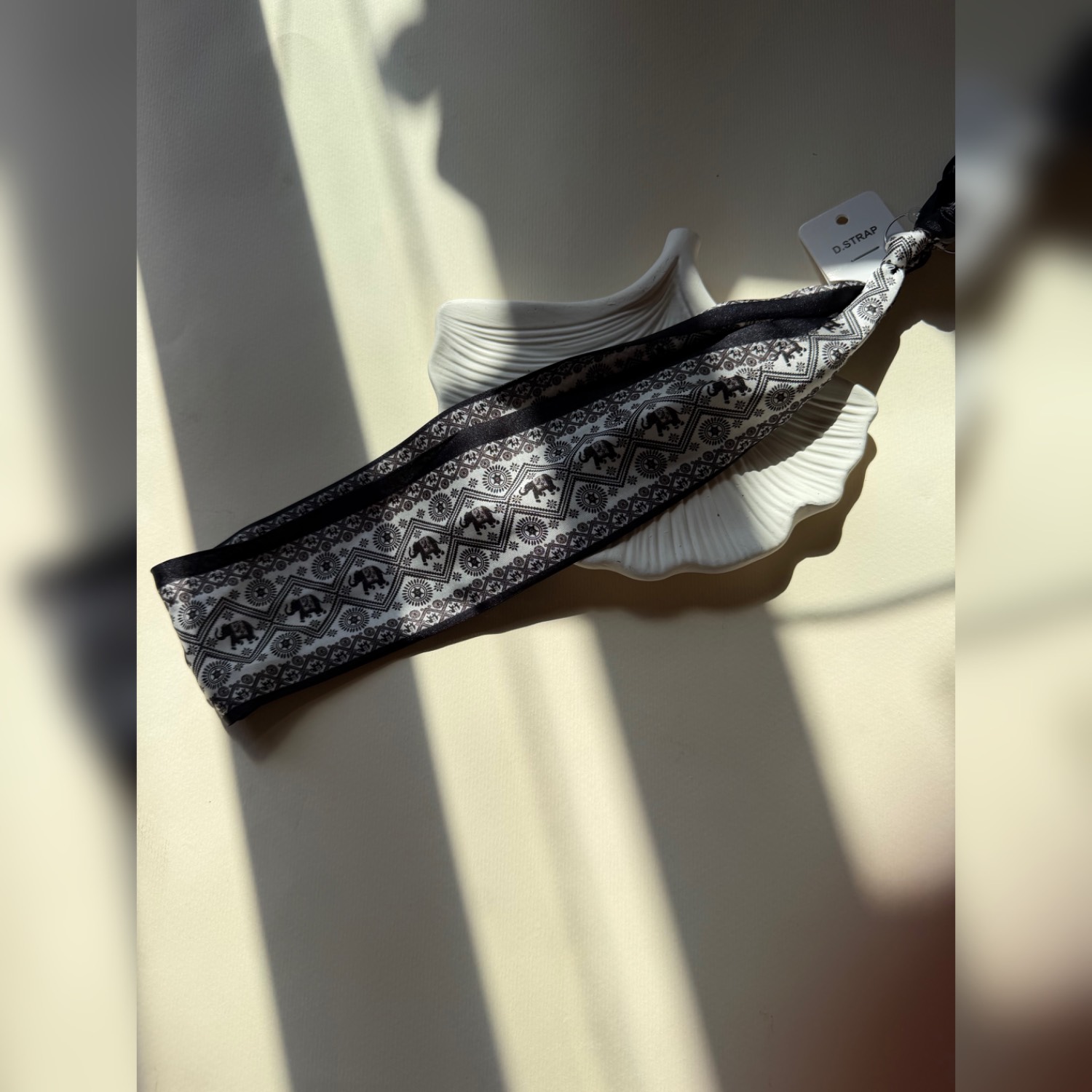 بند عینک ساتن طرح فیل